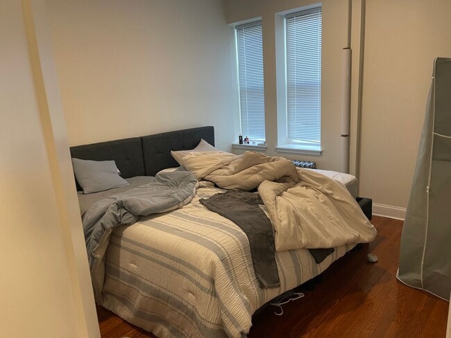 No Fee No Security, ALL NEW Huge 2 bed wi... - No Fee No Security, ALL NEW  Huge 2 bed wi... House
