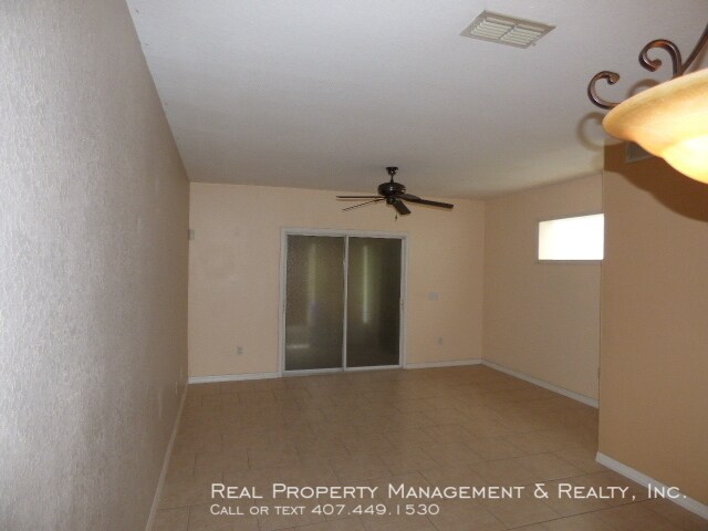 Building Photo - Nice 2 BR / 2.5 BA Townhouse In Magnolia Bay