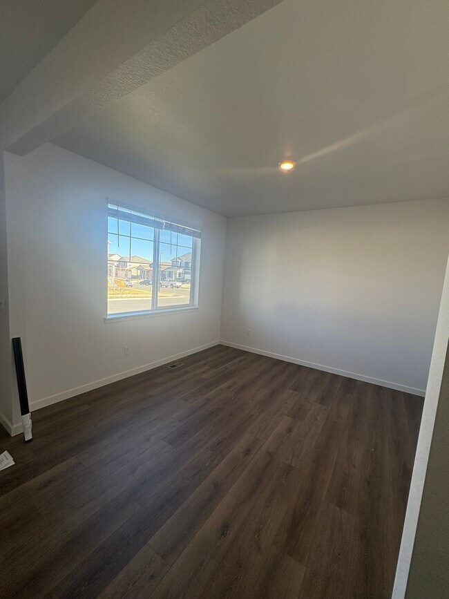 Building Photo - 4754 Hatcher Dr