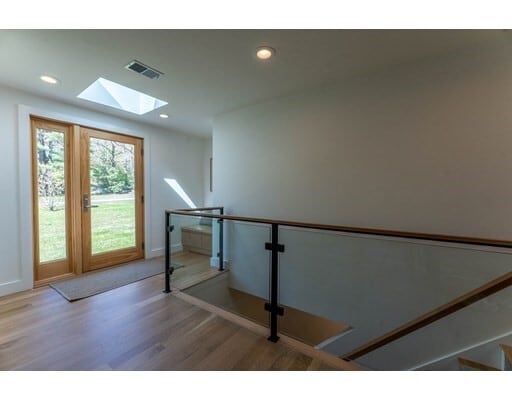 Building Photo - 6 Osprey Rd