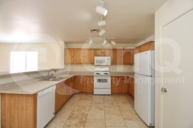 Foto del edificio - 25663 W Shooting Star Ln