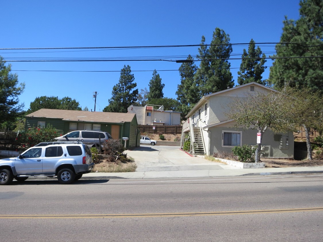 Building Photo - 1149 Alturas Rd