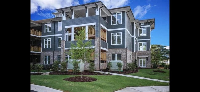 Building Photo - 935 McAlway Rd