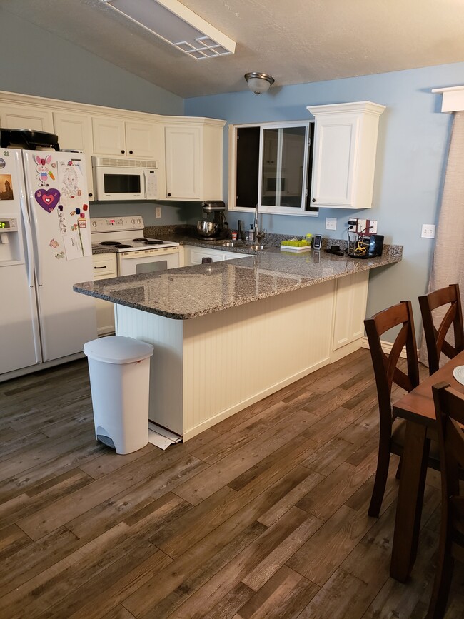 Kitchen - 2445 S Main St