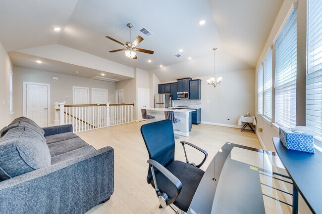 Foto del edificio - 11913 Briarwood Hill Way