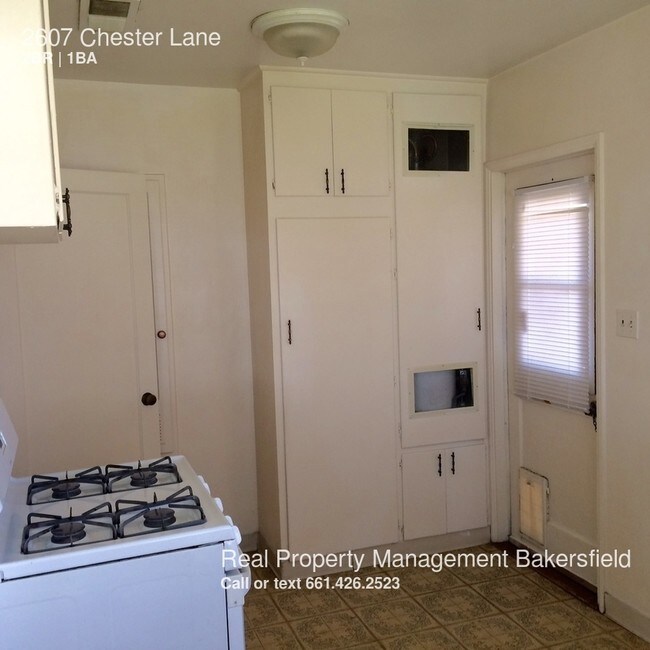 Foto del edificio - 2607 Chester Lane