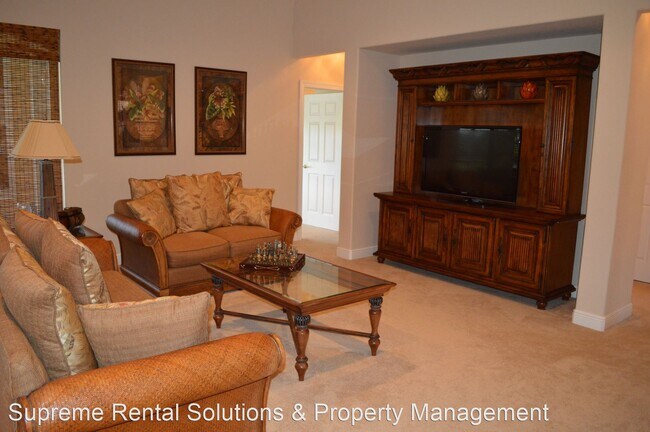 Foto del edificio - 3 br, 3 bath House - 28661 San Lucas Lane ...
