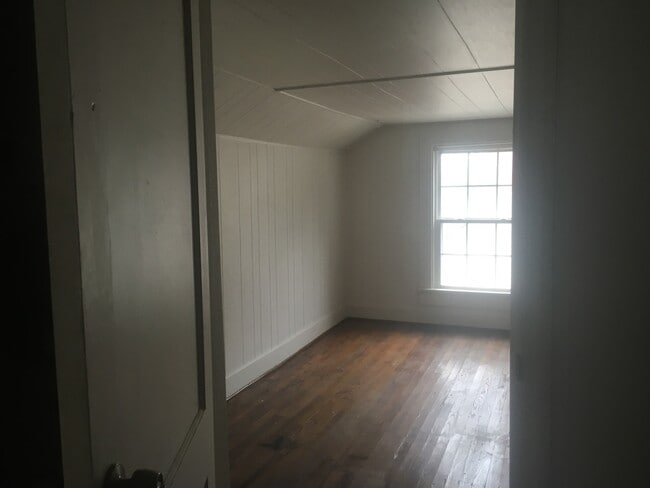 Foto del edificio - Kings Wood * Lawn Maintenance & Water Included*