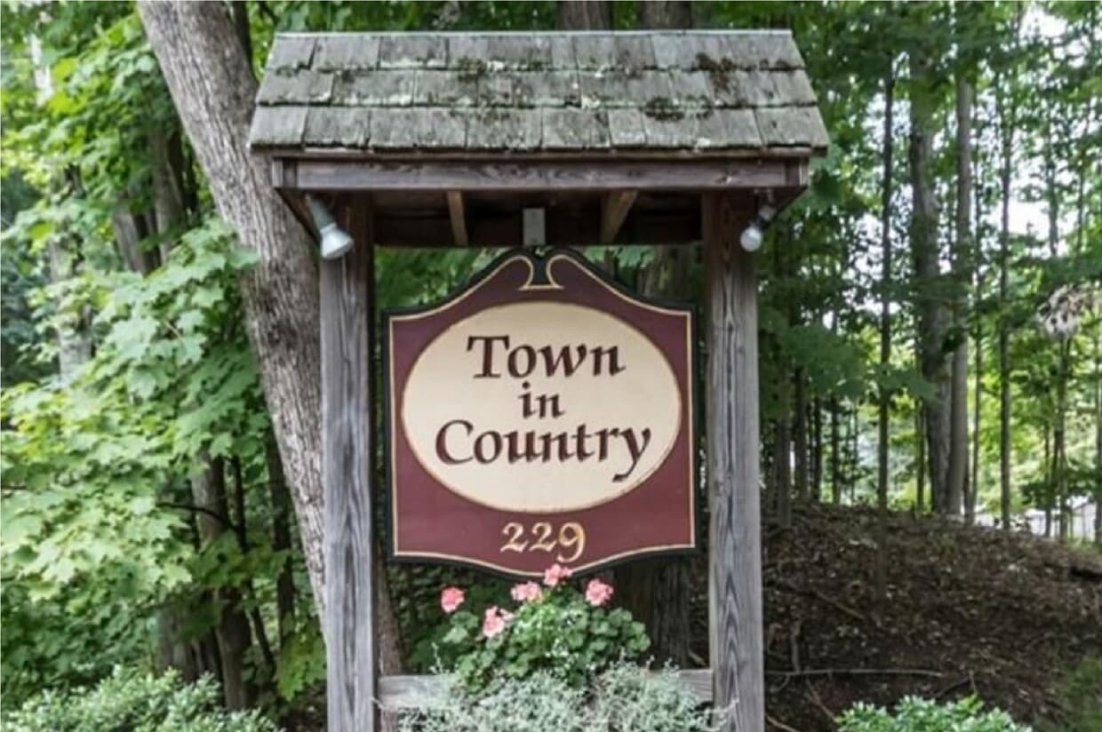 Photo - 229 Bacon Pond Rd (Woodbury, CT)