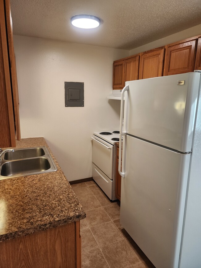 Building Photo - 618 Heritage Dr