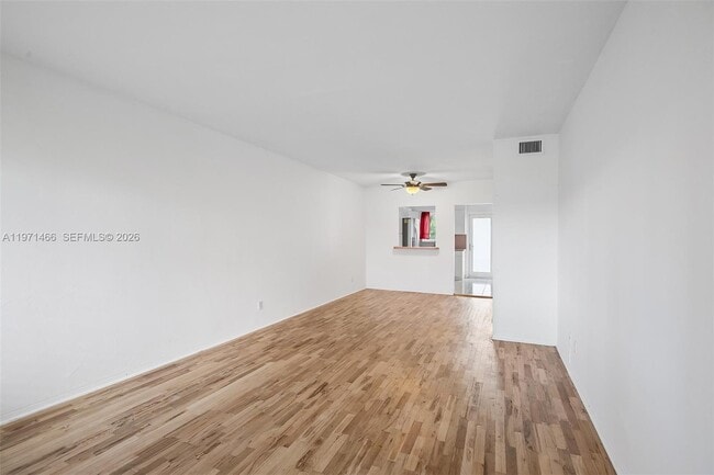 Building Photo - 600 Layne Blvd