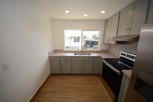 Building Photo - 2036 9th Ave