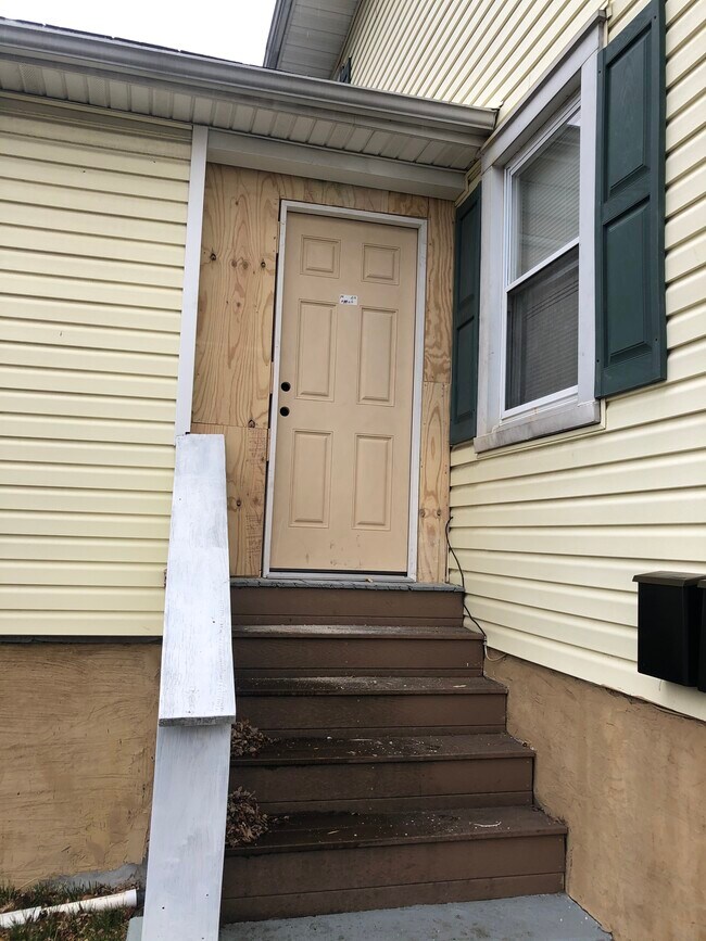 Foto del edificio - 2922 E Cold Spring Ln