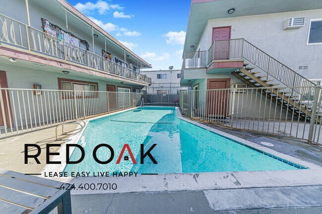 Building Photo - 8140 Langdon Ave