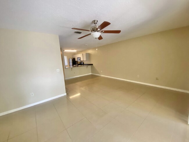 Foto del edificio - 3556 Forest Branch Dr