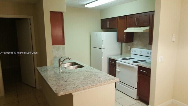 Foto del edificio - 10452 NW 8th St