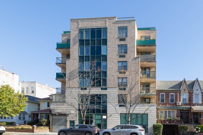 Foto del edificio - 1379 W 6th St
