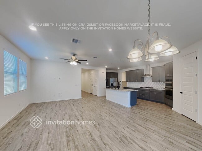 Building Photo - 19648 W Roma Ave