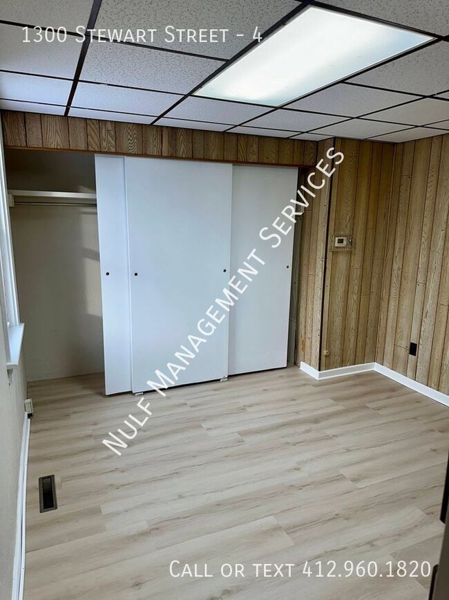 Building Photo - 1300 Stewart St