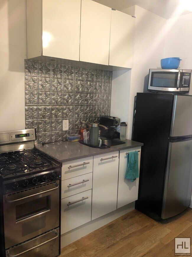 Foto del edificio - 1 Bedroom On 11th Gowanus