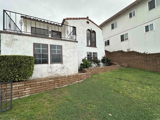 Building Photo - 109 S Alameda Ln