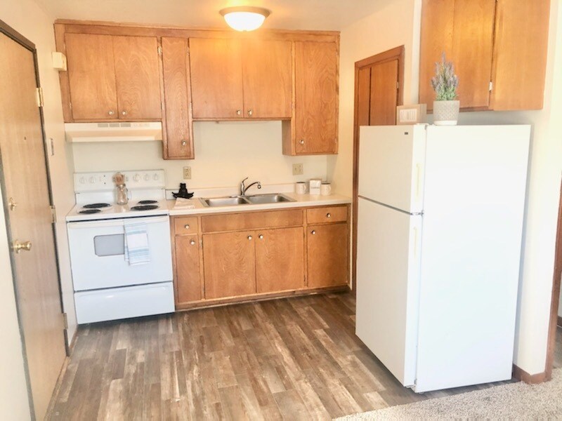 Foto principal - Luxford Court Apartment Community