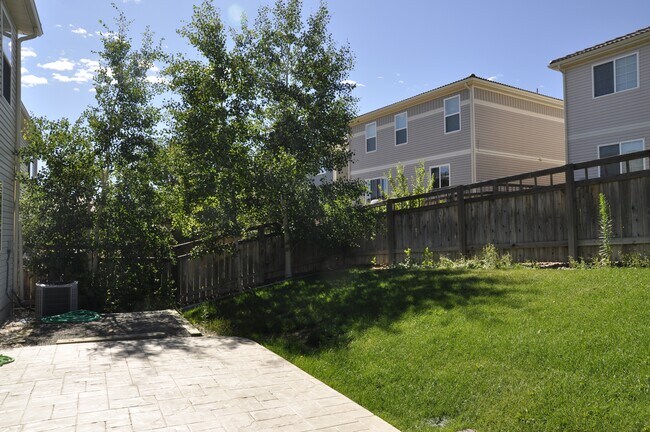 Foto del edificio - 4144 Alcazar Dr