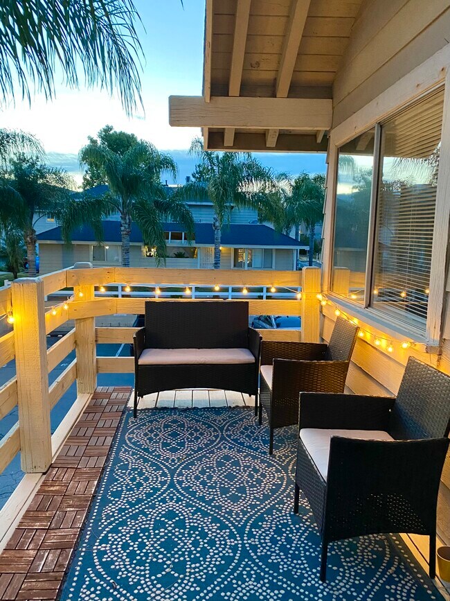 Foto del edificio - 671 Walnut Dr