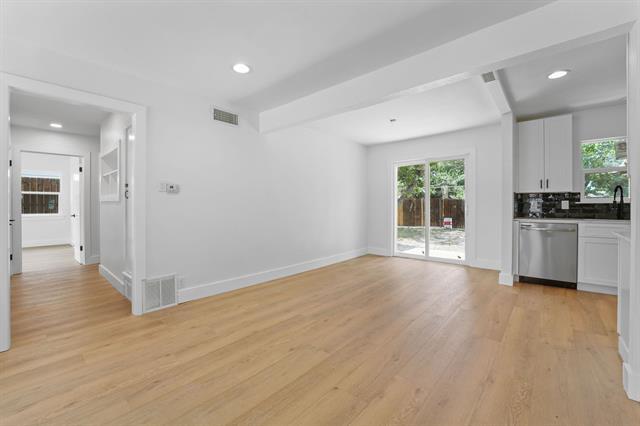 Foto del edificio - 10746 Cotillion Dr