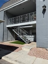 Building Photo - 3823 S Maryland Pkwy