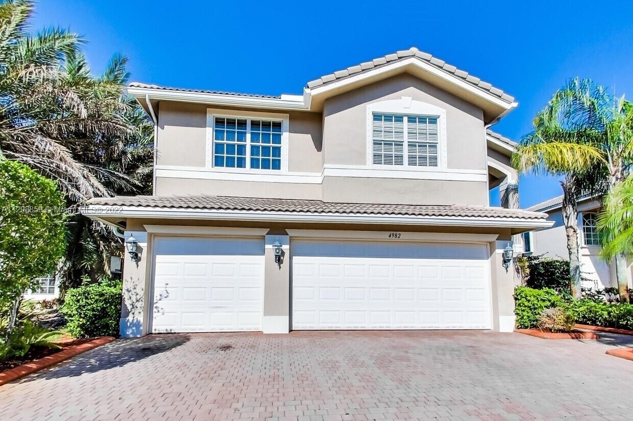Primary Photo - 4982 SW 173rd Ave