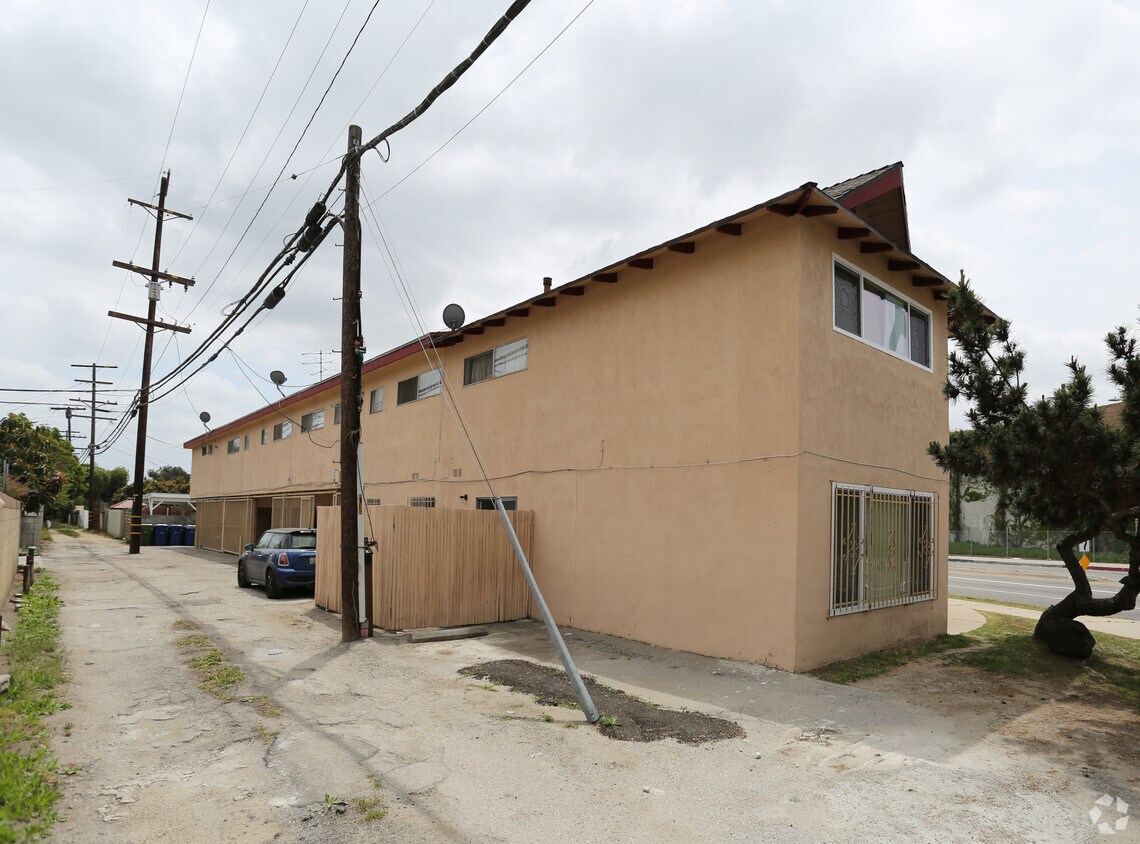 Foto del edificio - 4600 Sawtelle Blvd