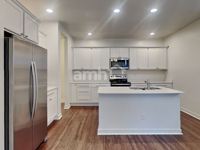 Foto del edificio - 799 E Springloyd St