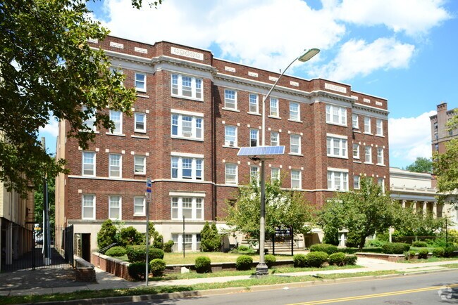 Foto del edificio - The Courtyard