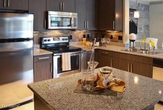 Foto del edificio - 2 br, 2 bath Townhome - 1460 -P Distributi...