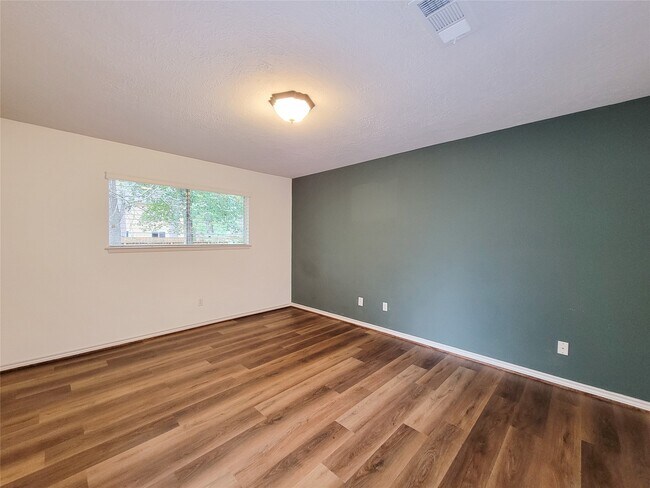 Foto del edificio - 3735 Hickory Knob Dr