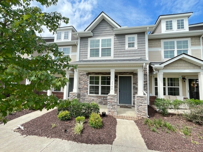 Primary Photo - Villages of Riverwood townhome with 2 bedr...