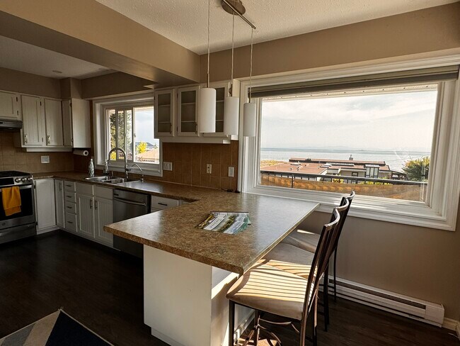 Photo du bâtiment - 4786 Kilmarnock Dr