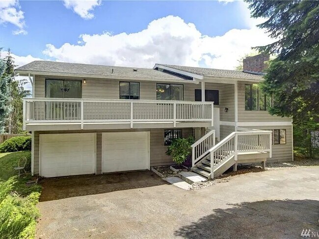 Foto del edificio - 19018 68th Ave NE