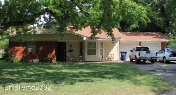 Primary Photo - 3 br, 2 bath House - 1704 Pawhuska Ave