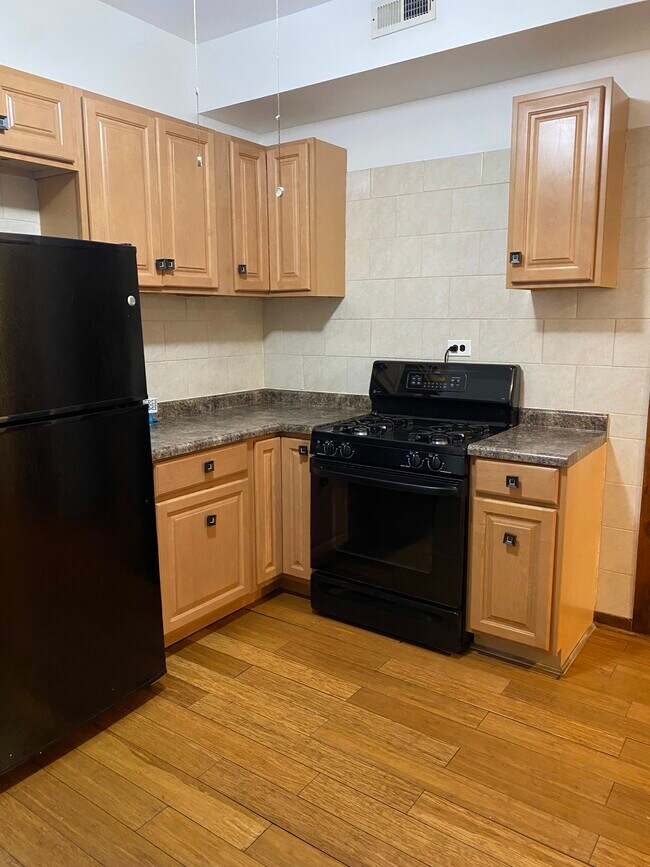 Kitchen 1Fl rear - 1800 W 21st Plz