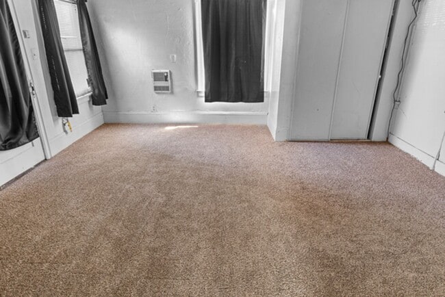 Photo - 44thbl Apartment