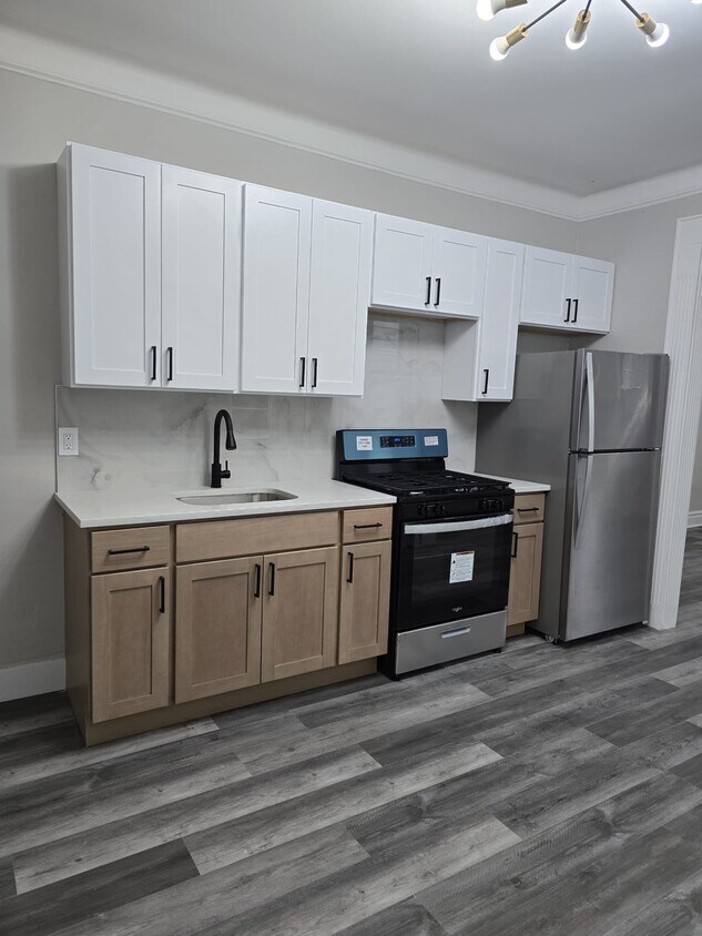 Foto principal - 212 Custer Ave