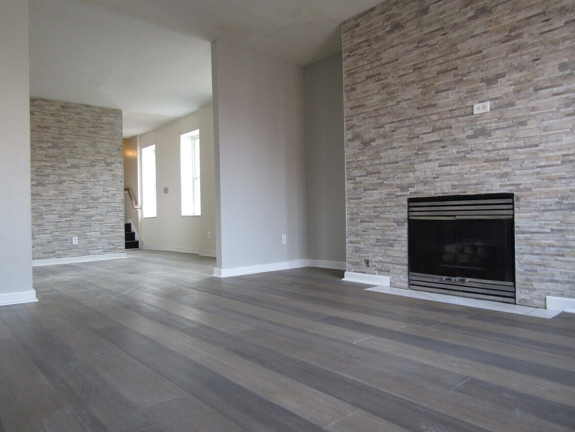 1st Floor Living Area 2 - 427 Hopkins St