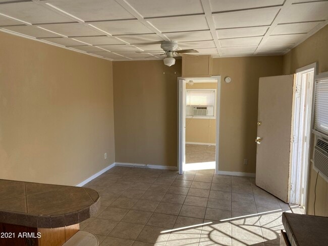 Foto del edificio - 1037 N 25th St
