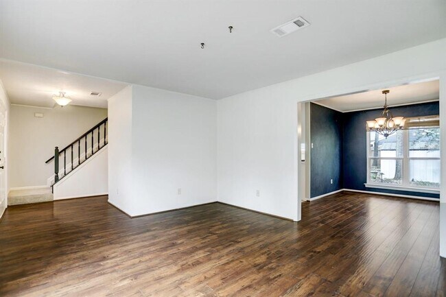 Foto del edificio - 2 Firewillow Pl