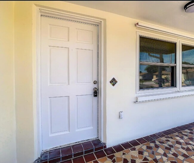 Foto del edificio - 11705 Meredith Ln