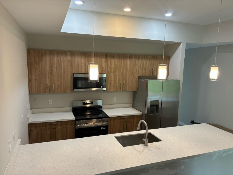 Foto principal - 2005 Redmond St