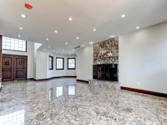 Foto del edificio - 34 Candle Ln