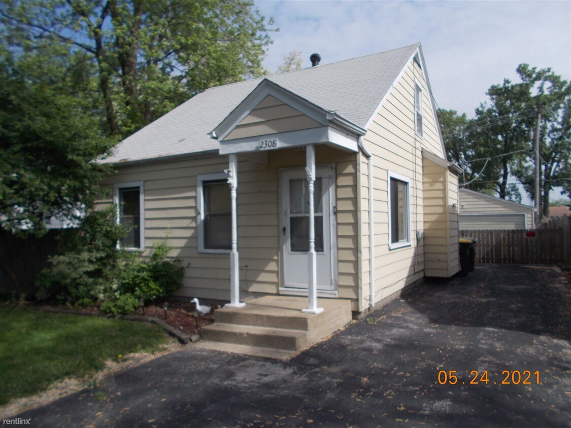 Primary Photo - 2308 176th Pl